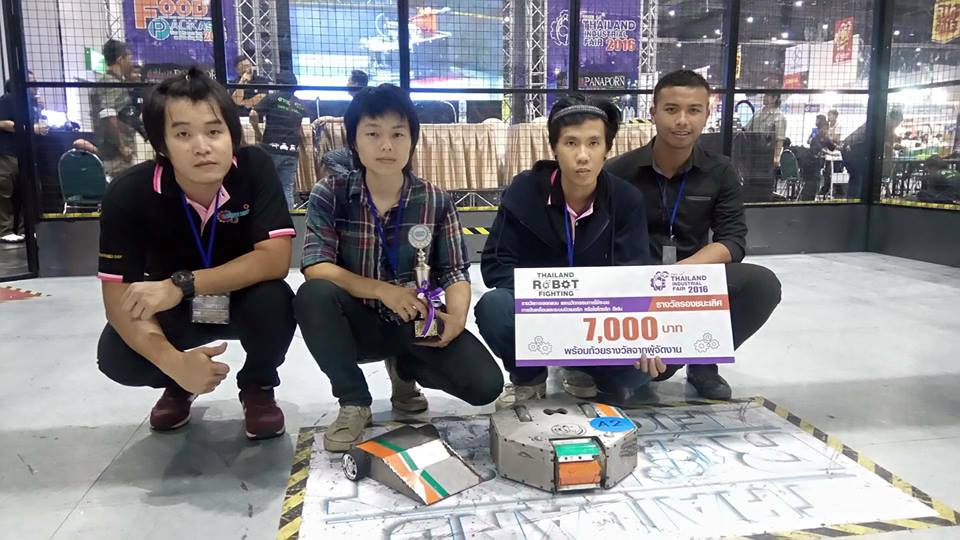 ทีม success คว้ารองชนะเลิศ Thailand robot fighting 2016