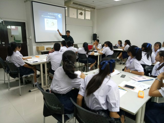 โครงการค่ายนักอิเล็กทรอนิกส์รุ่นเยาว์ (E Camp) ครั้งที่ 10