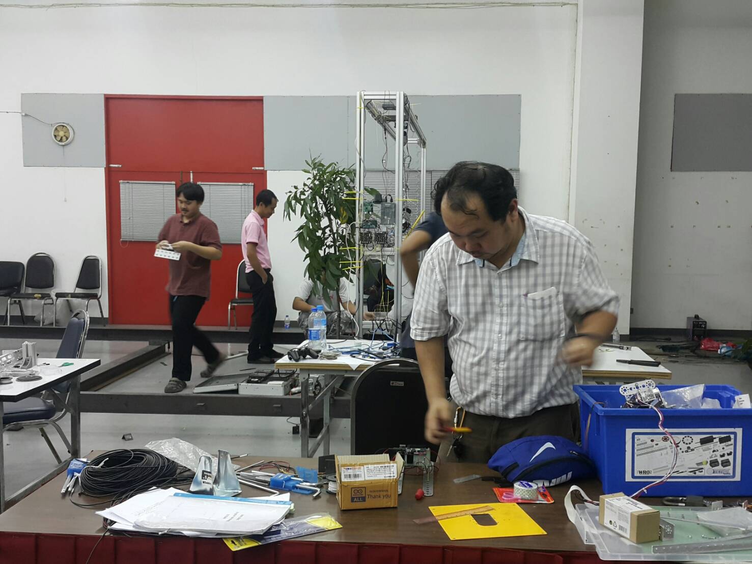 สาขาวิชาวิศวกรรมเมคคาทรอนิกส์ เข้าร่วมแข่งขันหุ่นยนต์ รายการ SMRT Agricultural Tobpt Contest 2018