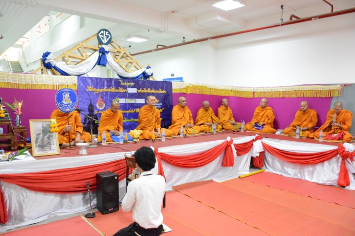 สาขาวิชาวิศวกรรมโยธา จัดทำบุญสาขา ภายใต้โครงการ “วิศวกรรมโยธาสัมพันธ์ ครั้งที่ 13 และ Good bye senior ประจำปีการศึกษาที่ 2561”