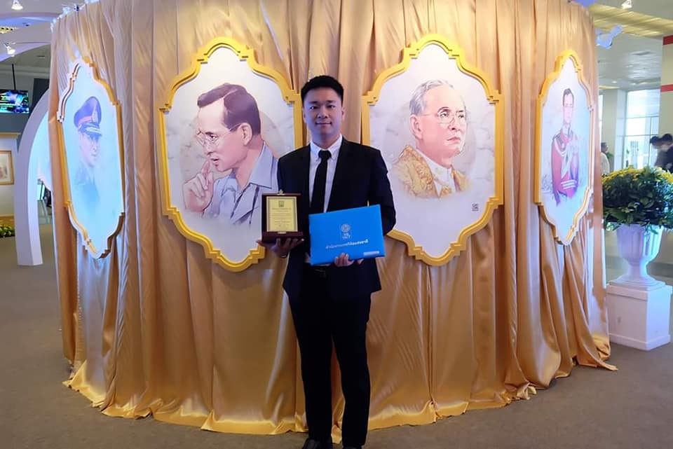 คณะวิศวกรรมศาสตร์ ขอแสดงความยินดี กับดร.ไชยณรงค์ กิตติญาณปัญญา อาจารย์ประจำสาขาวิชาวิศวกรรมเมคคาทรอนิกส์ ที่ได้รับเชิญให้เข้ารับรางวัลสภาวิจัยแห่งชาติ รางวัลวิทยานิพนธ์ ประจำปีงบประมาณ 2563