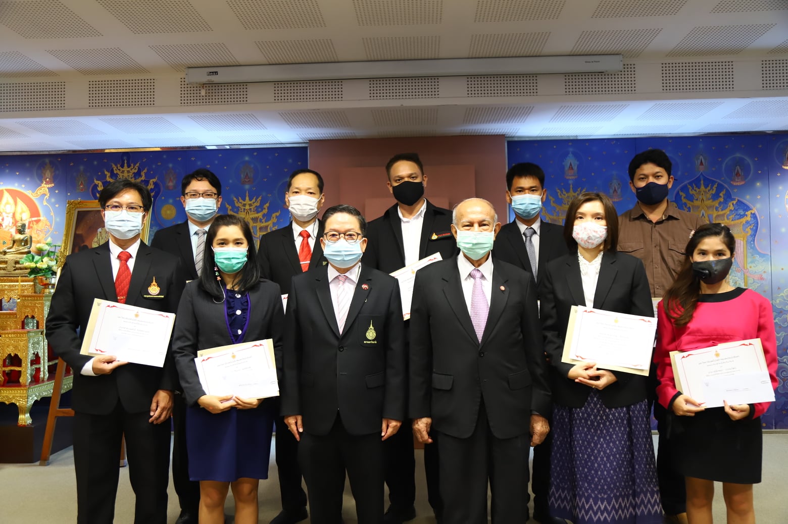 คณะวิศวกรรมศาสตร์ ขอแสดงความยินดีกับบุคลากรที่ได้รับการกำหนดให้ดำรงตำแหน่งทางวิชาการ ในการประชุมสภามหาวิทยาลัย ครั้งที่ 1/2564