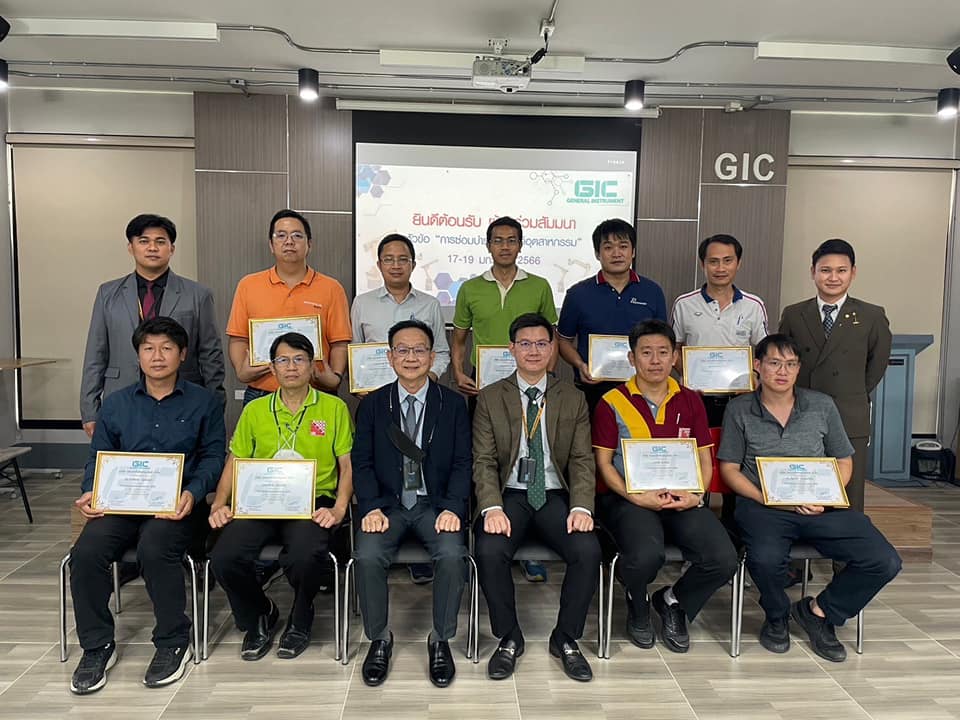บุคลากรคณะวิศวกรรมศาสตร์ มหาวิทยาลัยเทคโนโลยีราชมงคลรัตนโกสินทร์ เข้าร่วมฝึกอบรมหลักสูตร “การซ่อมบำรุงหุ่นยนต์อุตสาหกรรม”