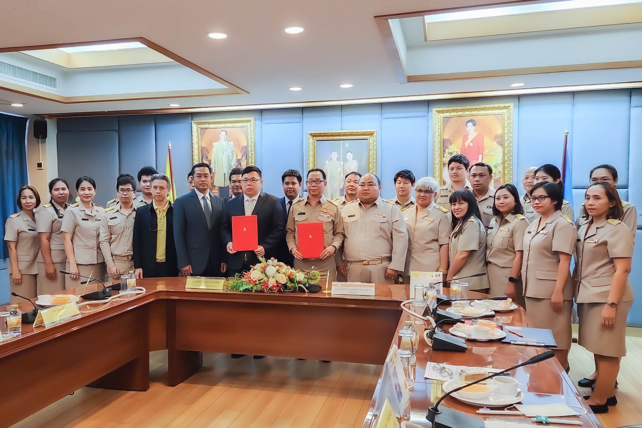 มหาวิทยาลัยเทคโนโลยีราชมงคลรัตนโกสินทร์ ร่วมลงนามบันทึกความร่วมมือ (MOU) กับ โรงเรียนสุภาพบุรุษเดินเรือ