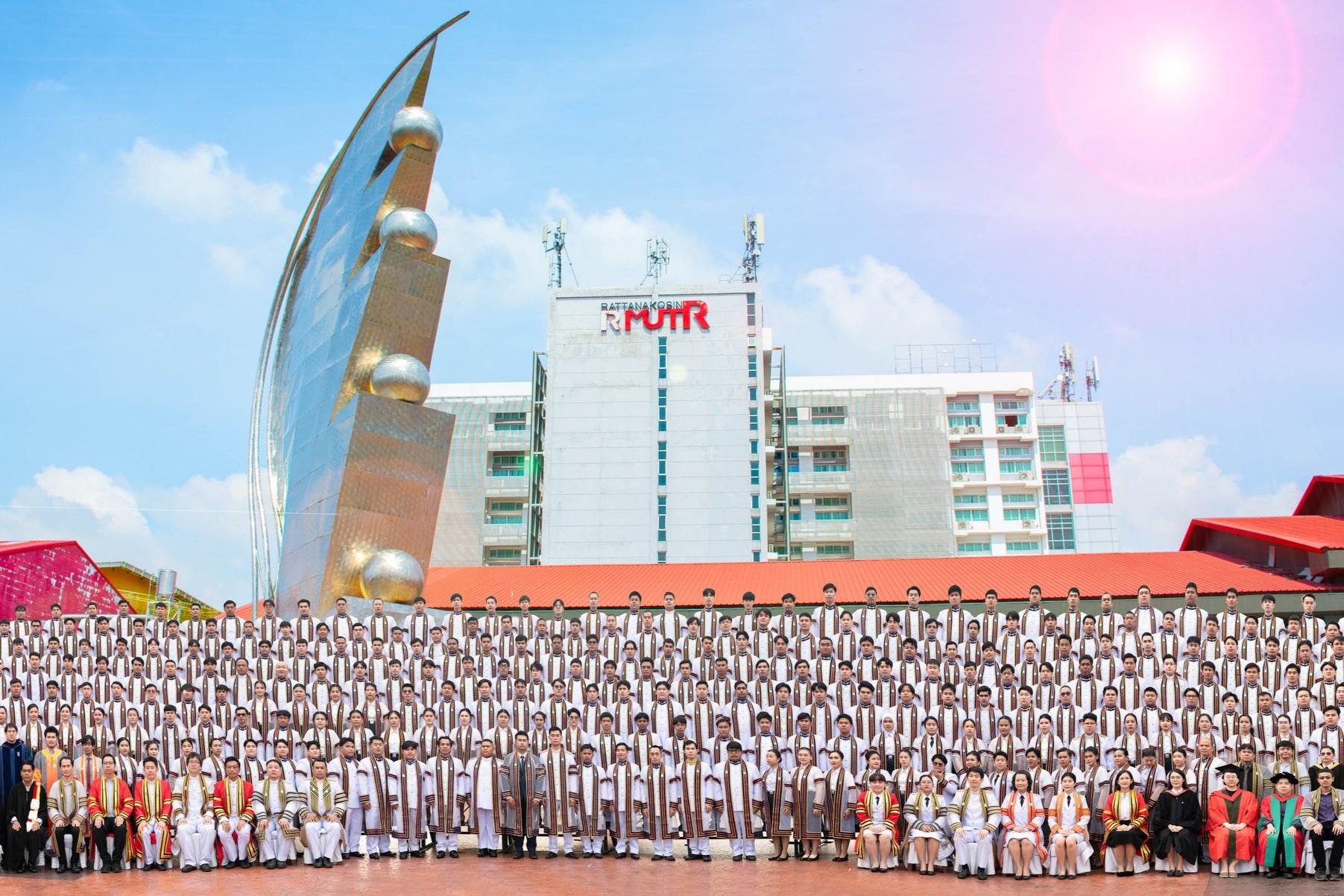 การฝึกซ้อมย่อย พิธีมอบปริญญาบัตร ประจำปีการศึกษา 2565 คณะวิศวกรรมศาสตร์
