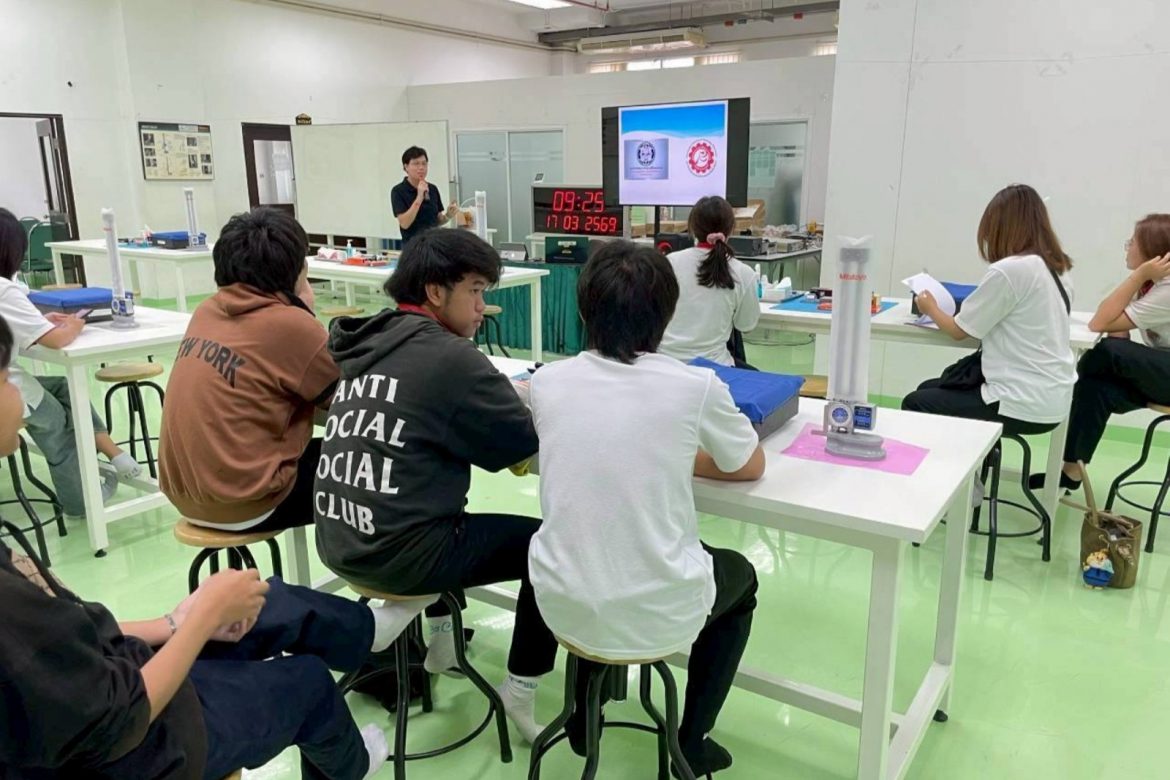 คณะวิศวกรรมศาสตร์ จัดโครงการอบรม และ ทดสอบสมรรถนะ “การใช้เครื่องมือวัดด้านมิติ 5 เครื่องมือ” ครั้งที่ 1