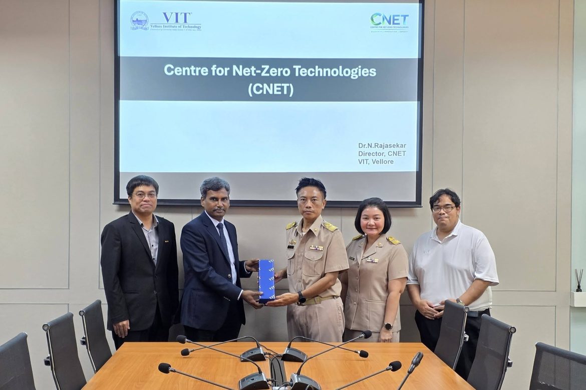 คณะวิศวกรรมศาสตร์ ต้อนรับ Professor Dr. N. Rajasekar จาก Solar Energy Research Cell (SERC) Vellore Institute of Technology (VIT)
